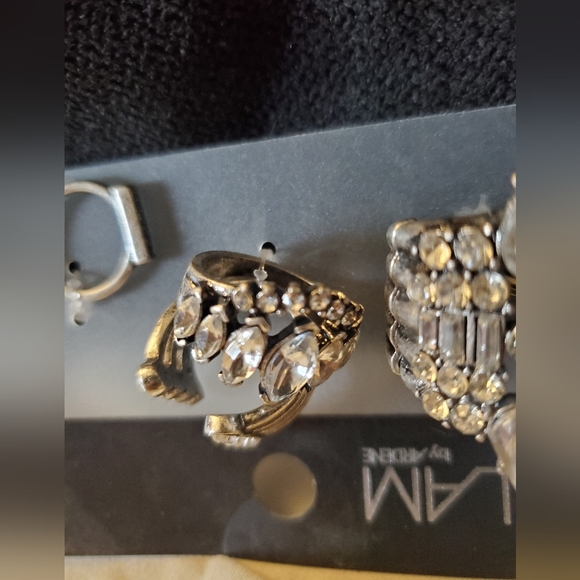 BNWT Ardene ring set - Picture 2 of 3